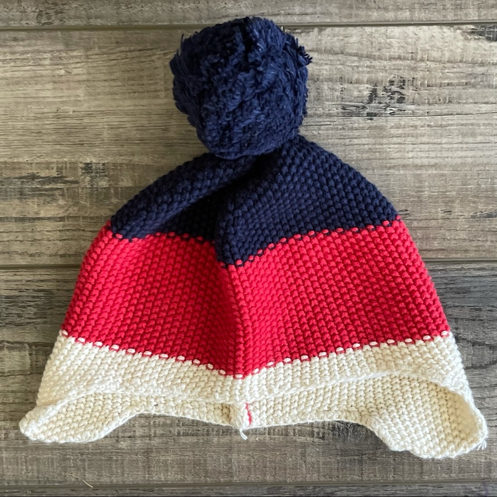 Baby GAP Knit Puffball Hat ⭐️